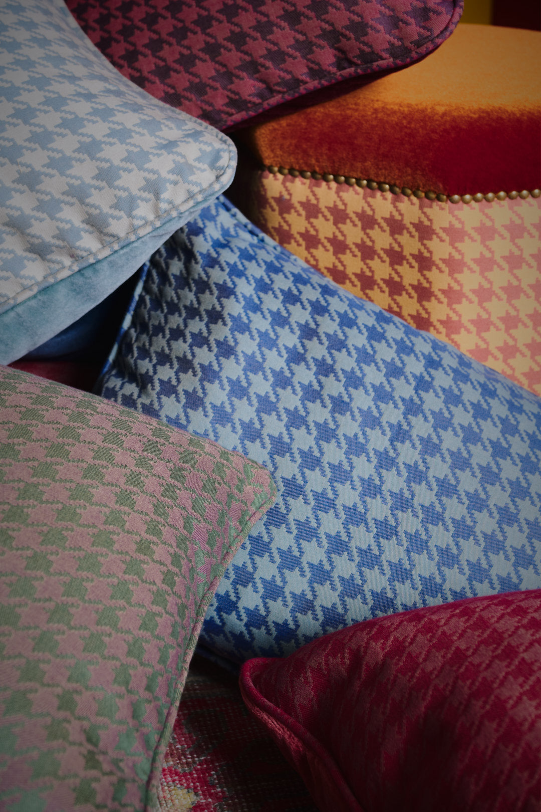 The Walter Maxi Cushion in Wine