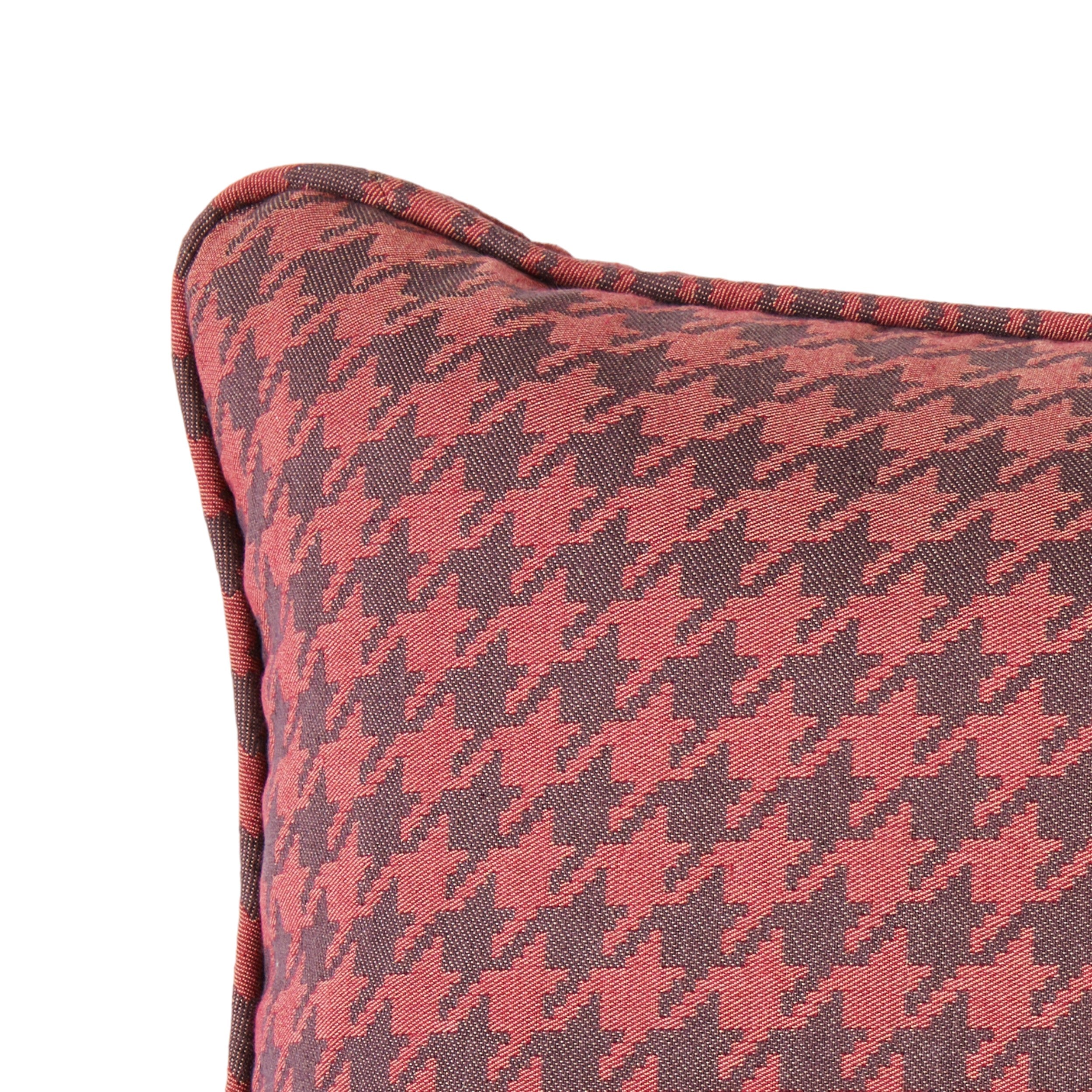 The Walter Maxi Cushion in Wine
