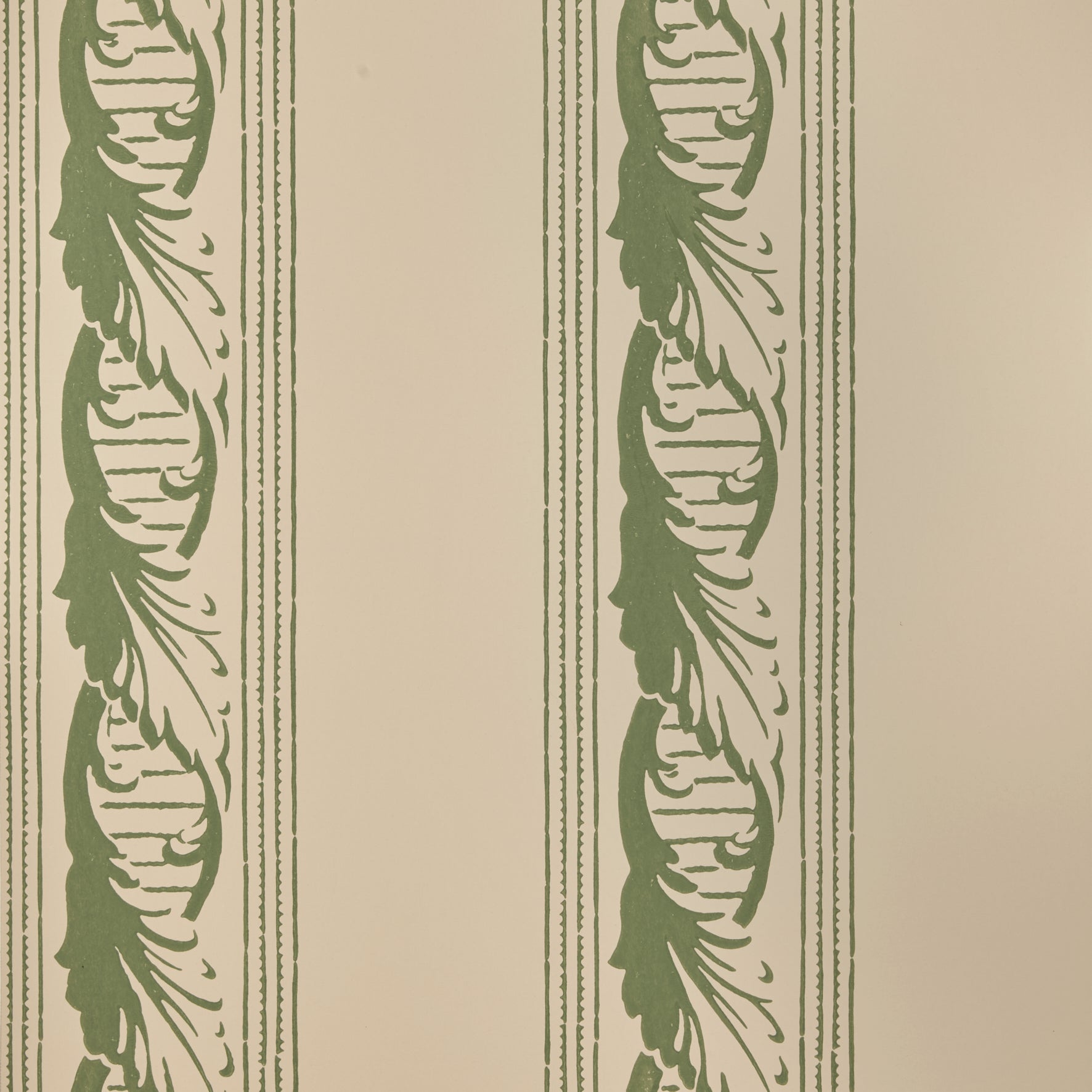 Palantine Stripe Grande Carciofo On Crema Wallpaper