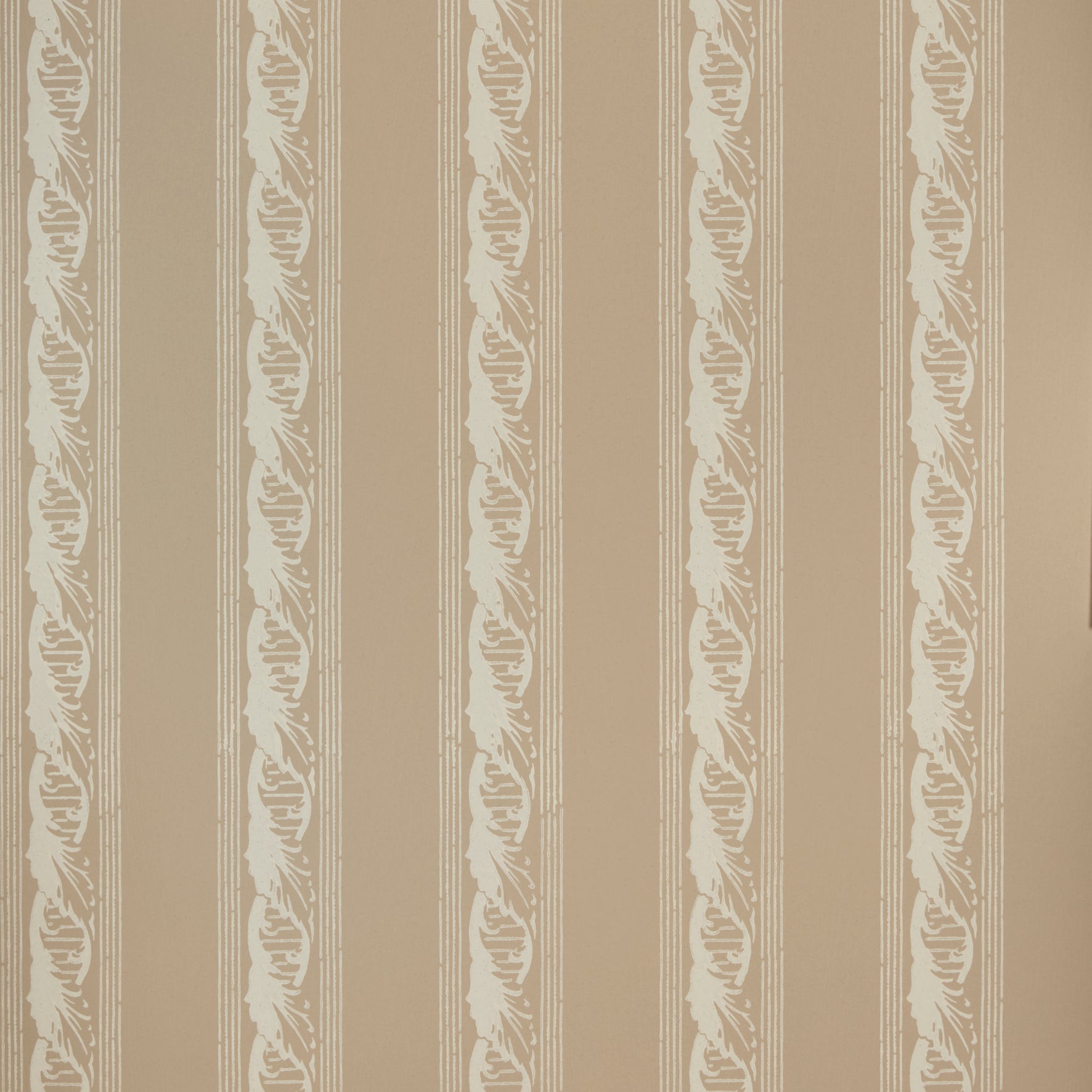 Palantine Stripe Piccola Powder Wallpaper