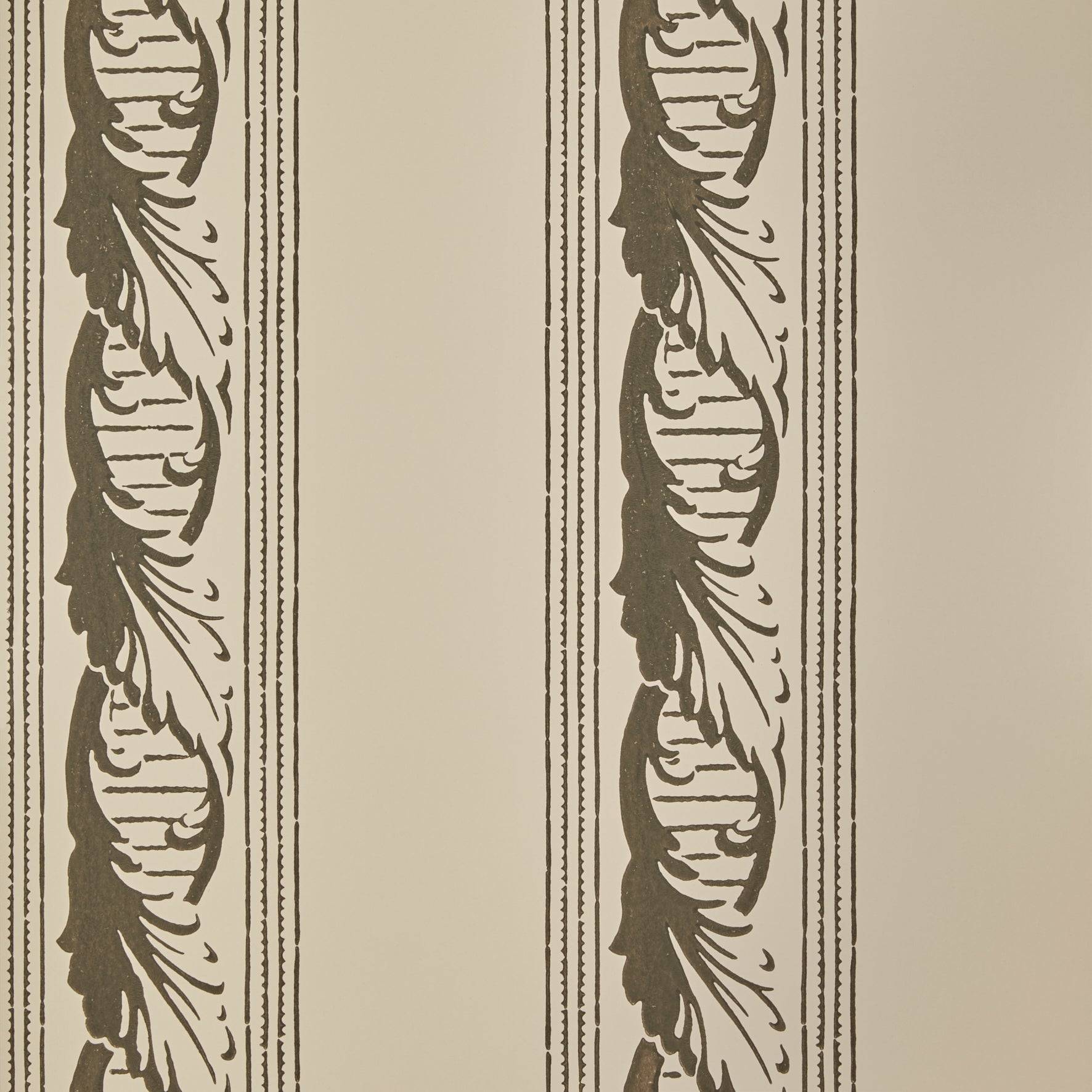 Palantine Stripe Piccola Smoke On Crema Wallpaper