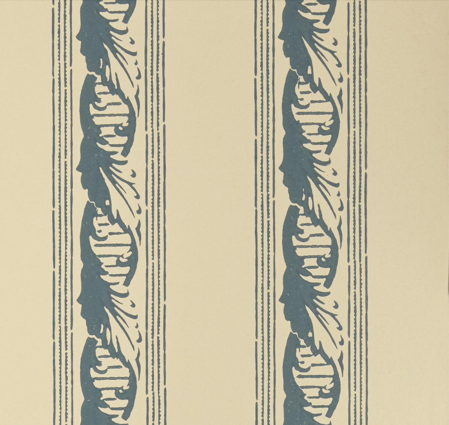 Palantine Stripe Piccola Ciel On Crema Wallpaper