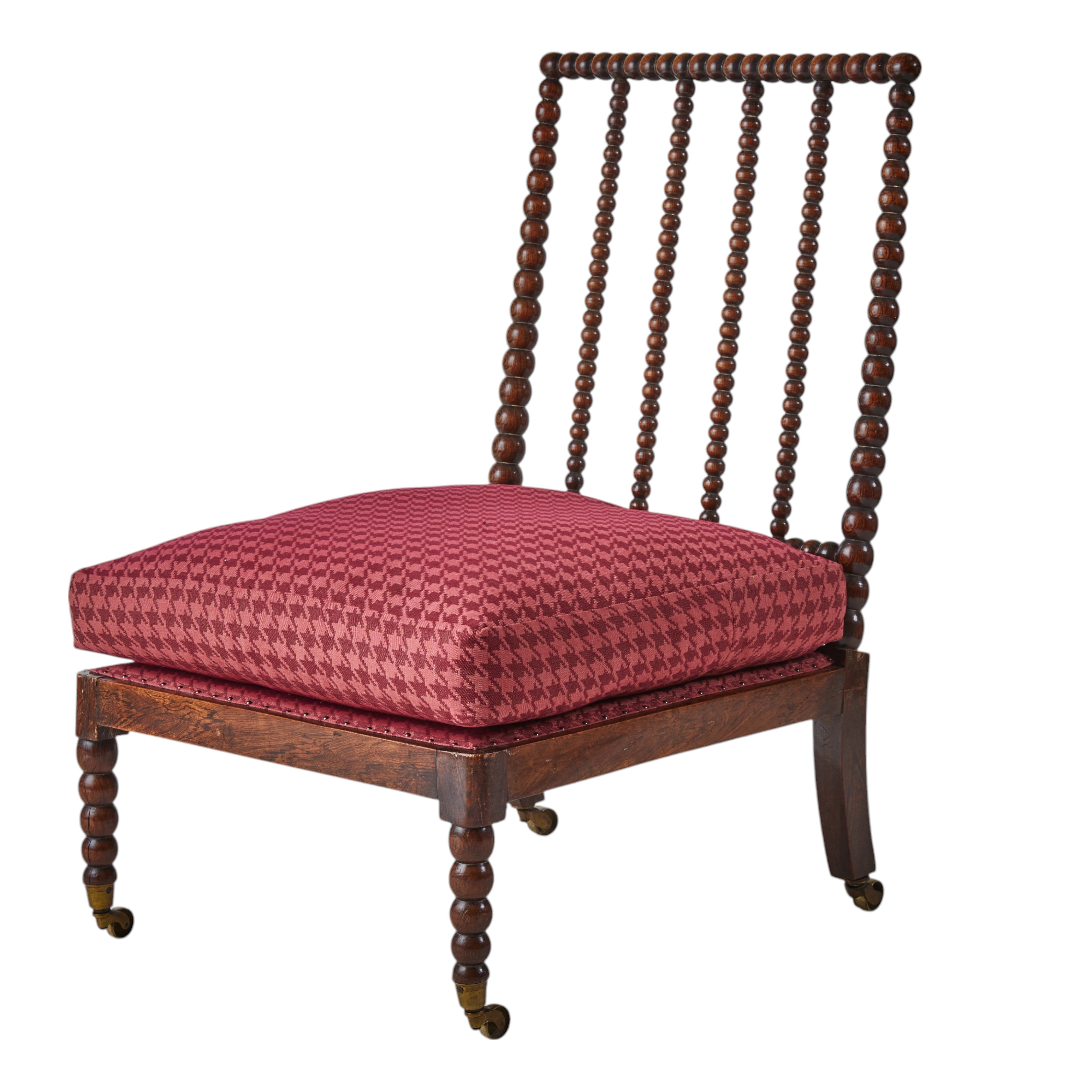 Bobbin Armchair with Walter Cushion