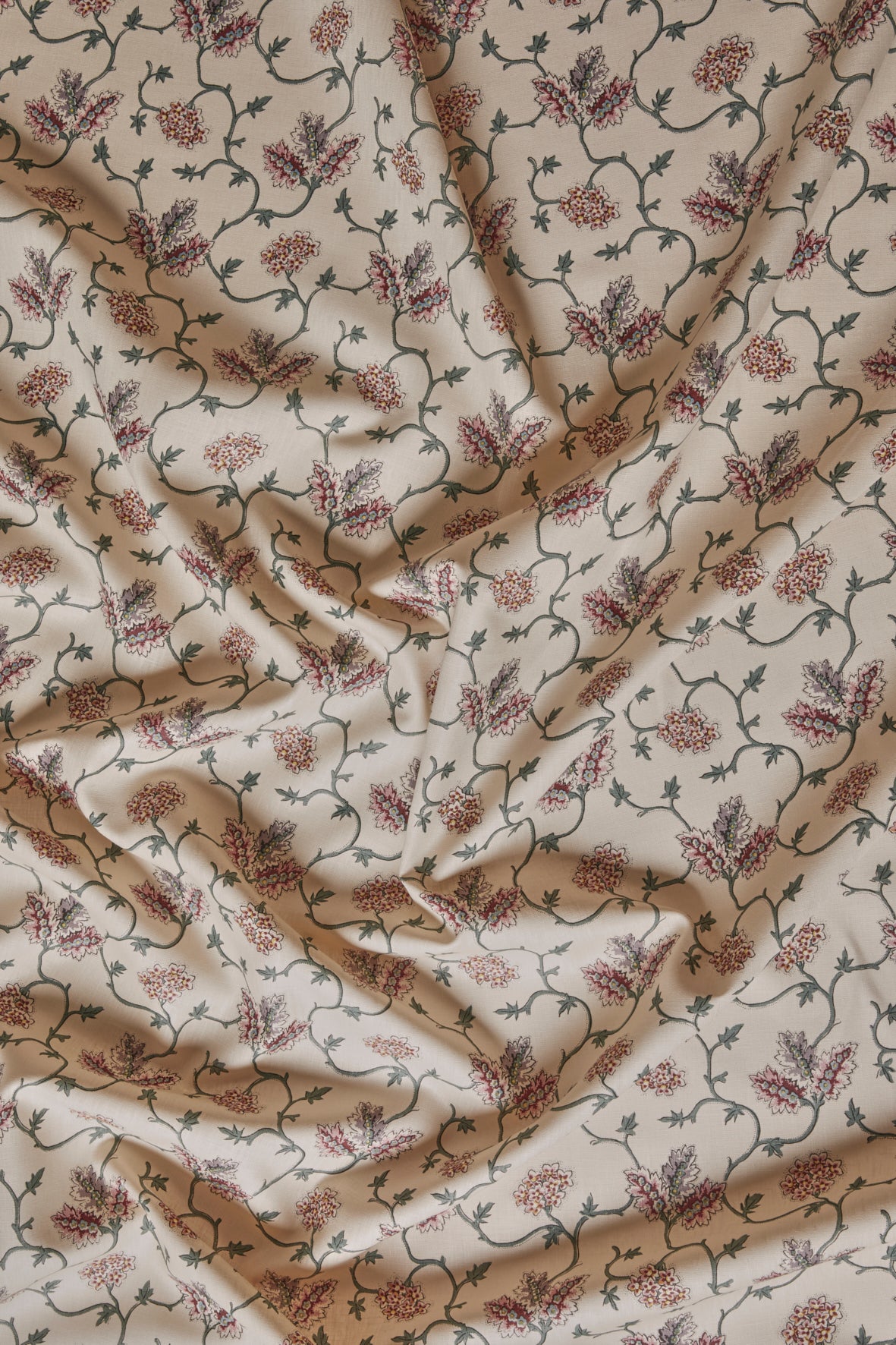 West House Trellis Warmer Backcloth