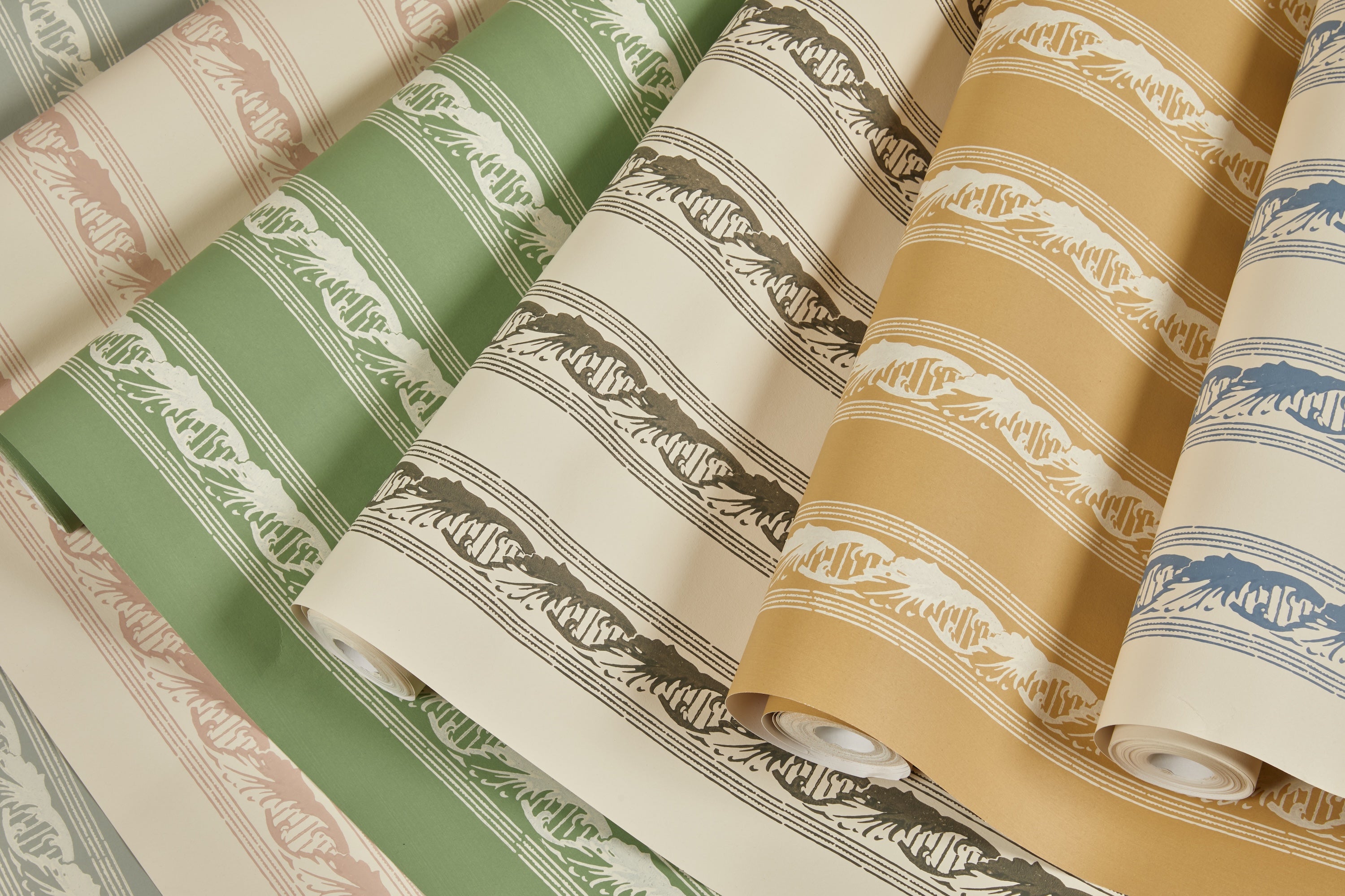 Palantine Stripe Grande Palamino Wallpaper