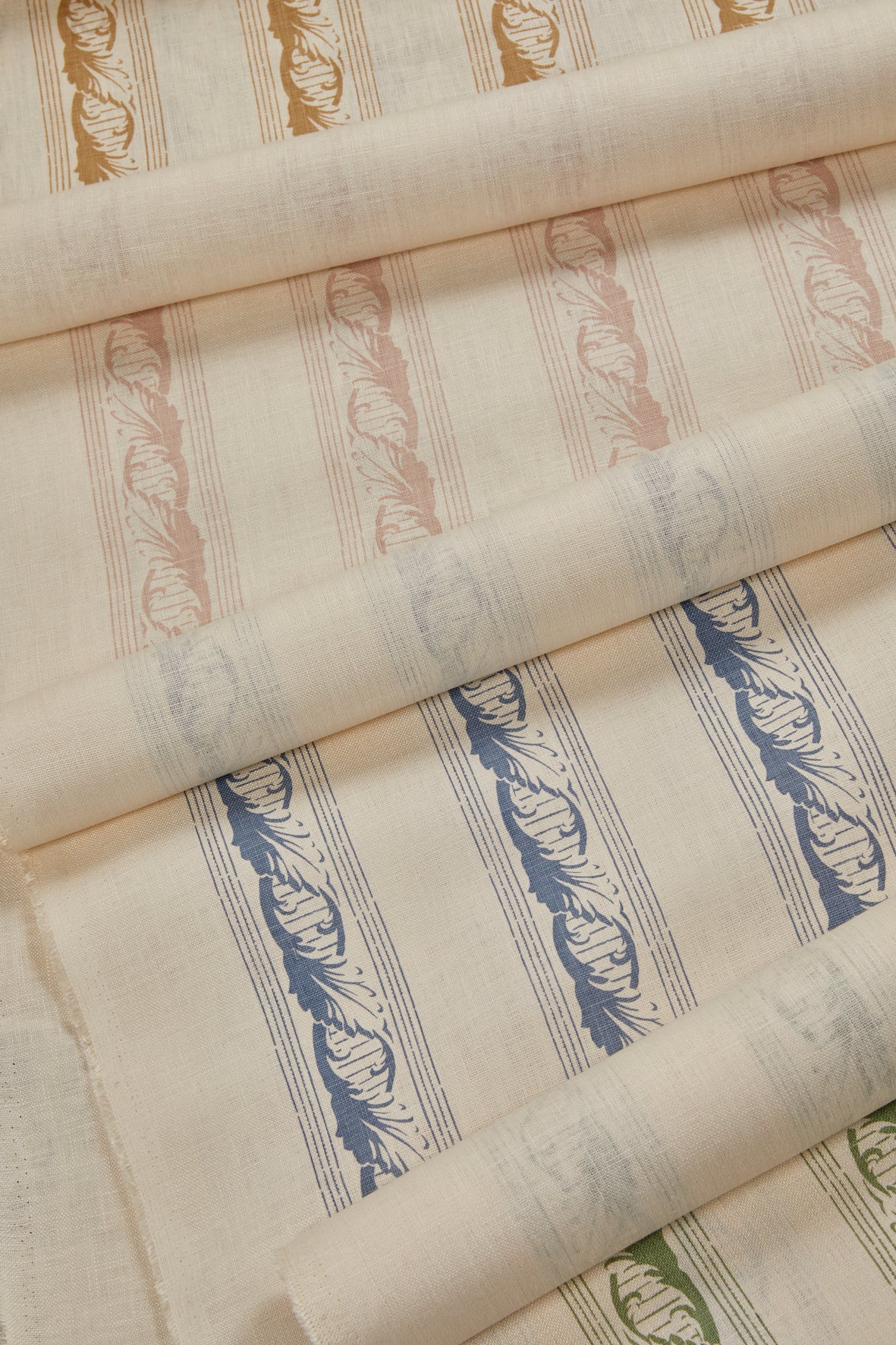 Palantine Stripe Piccola Powder On Crema